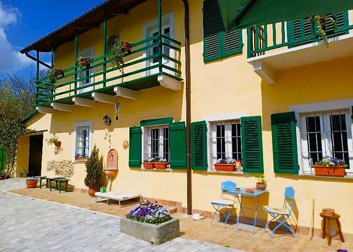 Casa Relax Immersa Nel Della Natura 아파트 카살보르고네